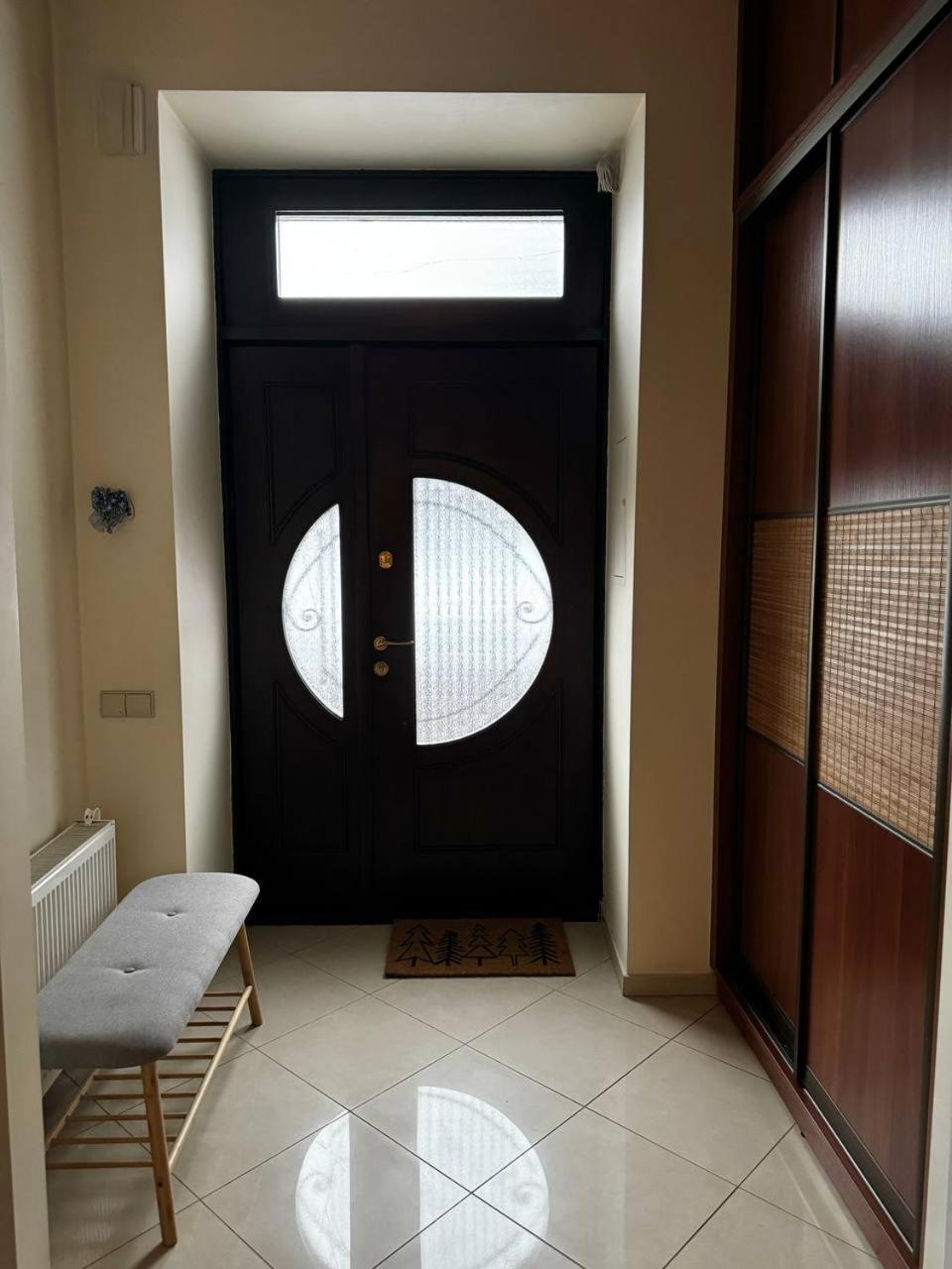 Apartment Menc